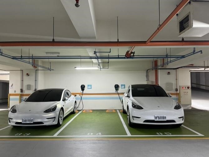 電動車充電樁-2