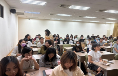 父母的使用說明書-談親子間的覺察溝通